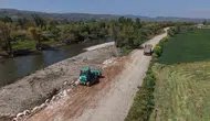 Bigadiç Simav Çayı taşkınlara karşı baştan aşağı yenileniyor