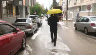 Isparta’da dolu yağışı bahçeleri vurdu