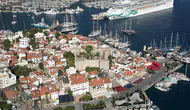 Marmaris tatilcileri bekliyor