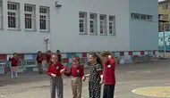 Aydıntepe’de çocuklar yardımlaşmayı parkurlarda yarışarak öğrendi