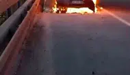 Otobanda ilerleyen lüks araç saniyeler içinde küle döndü