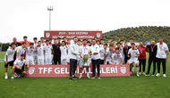Manisa FK gençleri Türkiye zirvesine yerleşti