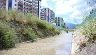 Manisa Yunusemre'de taşkın riskine karşı temizlik operasyonu başladı