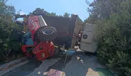 Bodrum'da yokuş aşağı devrilen kamyondan üç kişi sağ kurtuldu