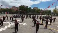 Ankara sokaklarında 19 Mayıs için yunus polislerinden özel şov