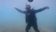 Bodrum’da deniz temizliği bitti su altında zeybek başladı