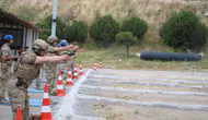Foça'da jandarmanın en keskin nişancıları belli oluyor