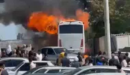 Şanlıurfa’da türbe ziyareti sırasında tur otobüsü küle döndü