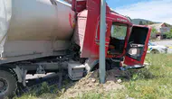 Manisa’da TIR ve elektrikli bisiklet çarpıştı Bir ölü dört yaralı
