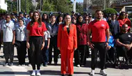 Antalya’da 19 Mayıs coşkusu belediye binası önünde yaşandı