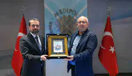 Tarihçi Cemil Aydın yeni dünya düzenini masaya yatırdı