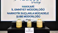 Yüksekova yolcu otobüsünde peynir bidonunda uyuşturucu sevkiyatı yakalandı