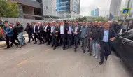 CHP Genel Merkezi önünde Kılıçdaroğlu ve Özel destekçileri birbirine girdi