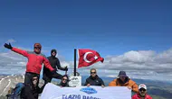 Elazığlı dağcıların 2 bin 623 metredeki 19 Mayıs zorlu mesaisi