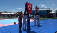 Kilis'te 19 Mayıs kutlamalarında öğrencilerden nefes kesen gösteri