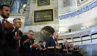Erdoğan cuma namazı çıkışı İstanbullularla buluştu