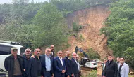 Giresun'da toprak kayması evleri tehdit ediyor