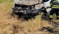 Hatay Defne’de seyir halindeki pikap küle döndü