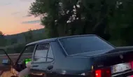 Bursa'da trafikte ayağını kapıdan sarkıtan sürücüye ağır ceza