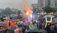 Çorumlular şampiyonluk heyecanı için sağanağa meydan okudu