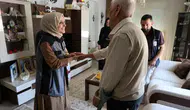 Kartepeli yaşlılar bayramda Alo Evlat ekipleriyle moral buldu