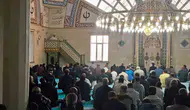 Selendi halkı bayram sabahı camilere sığmadı