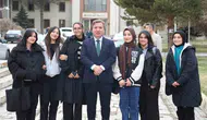 Erzincan Valisi Aydoğdu gençlere bayram mesajı gönderdi