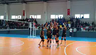 Siverek Spor Lisesi voleybolda şampiyonluk kupasını kaldırdı