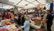 Aydınlılar bayram alışverişi için Salı Pazarı'na akın etti