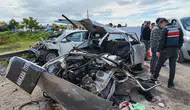 Kırıkkale yolunda feci kaza Bir aileden üç kişi hayatını kaybetti