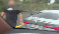 Antalya trafiğinde dehşet anları Yolu kesti ve darp etti
