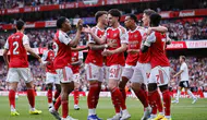 Arsenal Premier Lig’de 22 yıllık kupa hasretine son verdi