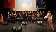 Bursalılar Zeki Müren şarkılarıyla nostalji rüzgarına kapıldı