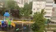 Tokat’ta sağanak yağış cadde ve sokakları göle çevirdi