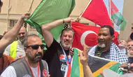 Nelson Mandela’nın torunu Gazze yolundaki yardım konvoyuna destek verdi