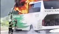 Amasya terminalinde park halindeki otobüs küle döndü