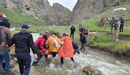 Van'da dağlık arazide mahsur kalan yürüyüşçü kurtarıldı