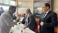 Birecik sakinleri bayramın ilk gününde bir araya geldi