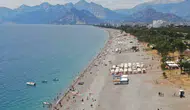 19 Mayıs tatili Konyaaltı Sahili’ni doldurdu