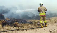 Hatay Kumlu’da samanlık yangını paniği