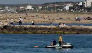 Karaburun sahillerinde tatil keyfi az kalsın faciaya dönüyordu