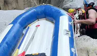 Göynük Kanyonu’nda mahsur kalan turisti ekipler kurtardı