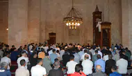 Mardin’in tarihi Ulu Camii’nde bayram sabahı coşkusu