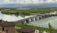 Muş Alparslan 2 Barajı su tahliyesine başladı