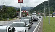 Tatilcilerin dönüş trafiği Düzce güzergahında yoğunlaştı