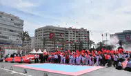 İzmir 19 Mayıs coşkusunu meydanlarda yaşadı