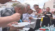 Ankara'da 3 dakikada en çok kavurmayı yiyen ödülü kaptı