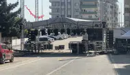 Ceylanpınar'da bayrak krizi konseri iptal ettirdi