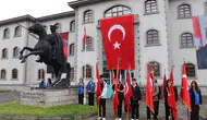Oltu gençleri 19 Mayıs coşkusunu spor salonuna taşıdı