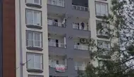 Adıyaman'da beşinci kattan sarkan şahıs herkesi ayağa kaldırdı